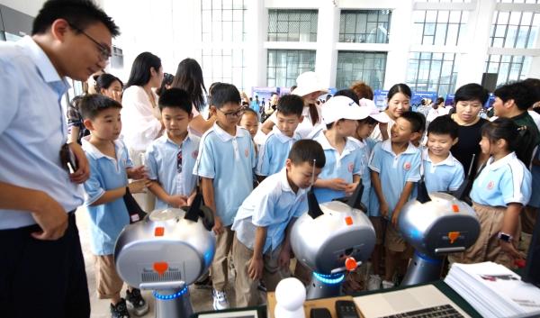 封面新闻丨亮点纷呈氛围感拉满！2024年国家网络安全宣传周开启(图8)