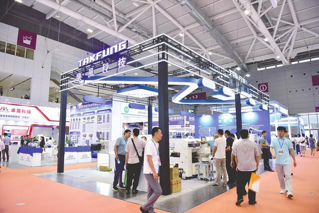 德风科技转战港交所IPO背后：客户结构致应收账款高企(图1)