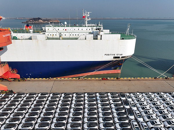 long8：全球媒体聚焦阿联酋媒体：中国引领“人工智能+”智能经济发展潮流(图2)