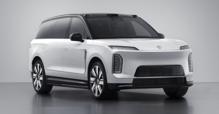 比亚迪硬抗导弹！车身完好没起火乘客仅轻伤；马云与阿里、蚂蚁核心管理层齐聚谈AI；OpenAI与美军方合作惹众怒：ChatGPT卸载量爆增295%(图6)