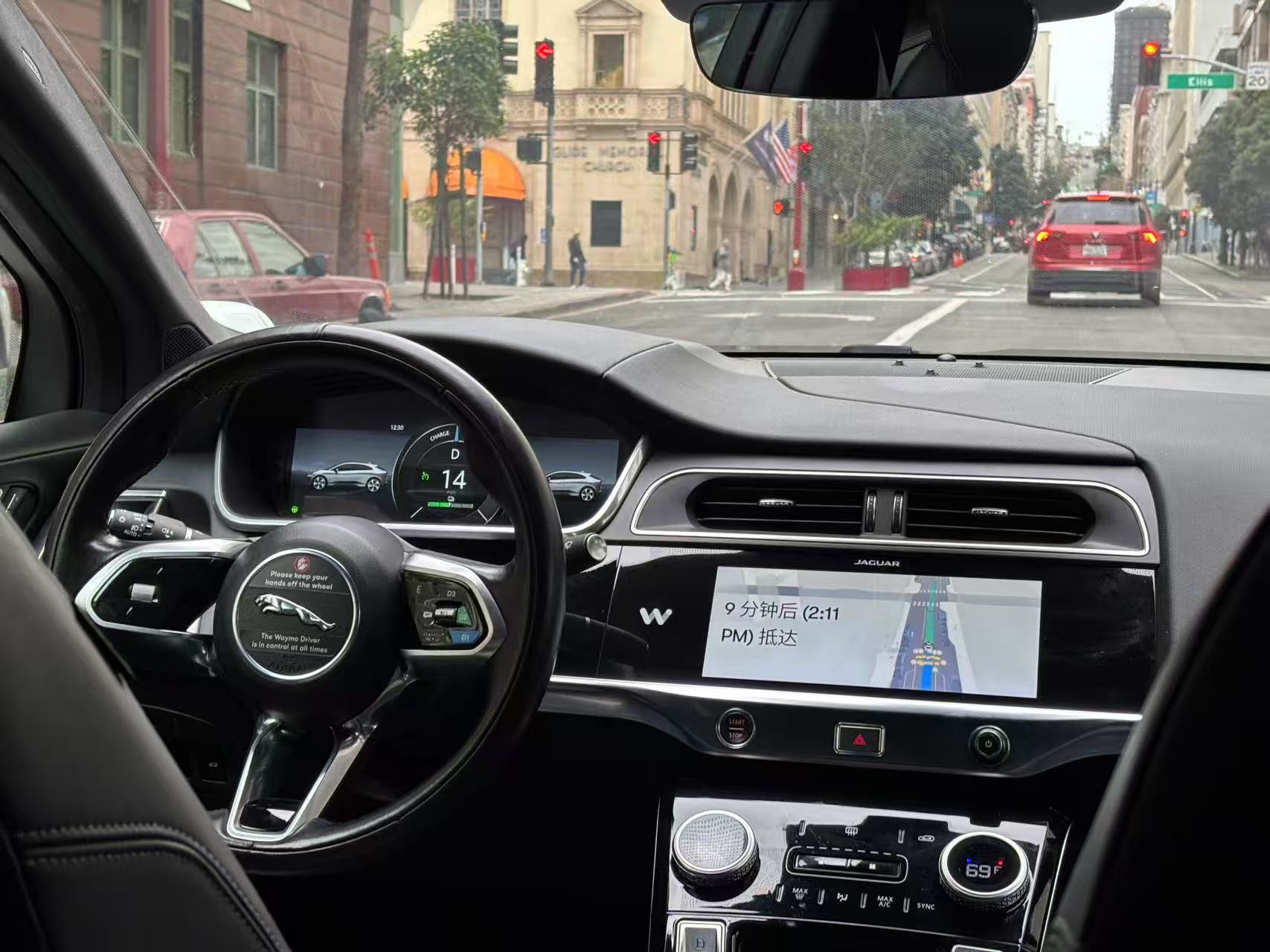 武汉百辆萝卜快跑趴窝！Robotaxi“安全神话”崩溃给人类敲响警钟？(图3)